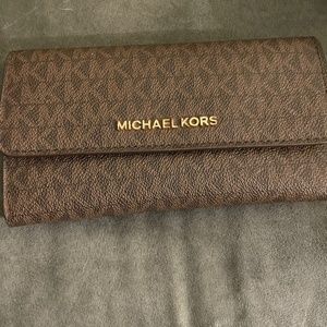 Michael Kors wallet